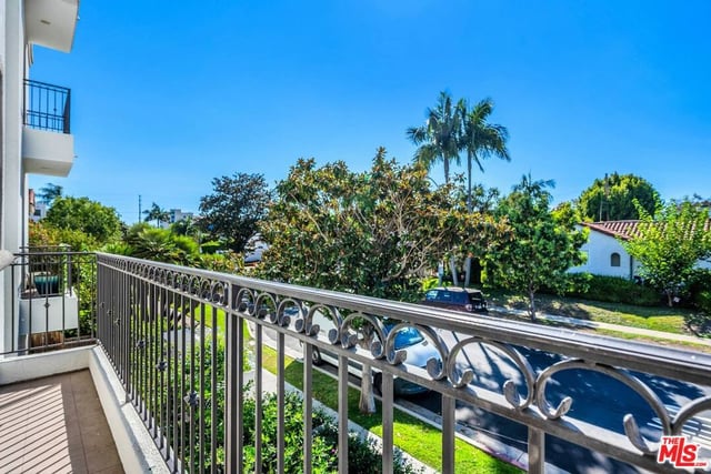 1100 S Clark Drive 201, Los Angeles, CA 90035 — photo 20 of 25