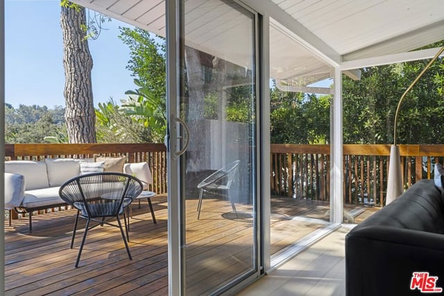 2856 Nichols Canyon Road, Los Angeles, CA 90046 — photo 29 of 57