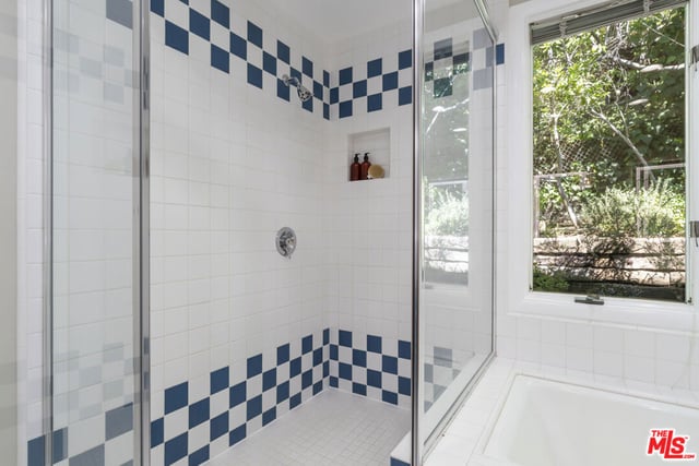 2856 Nichols Canyon Road, Los Angeles, CA 90046 — photo 46 of 57