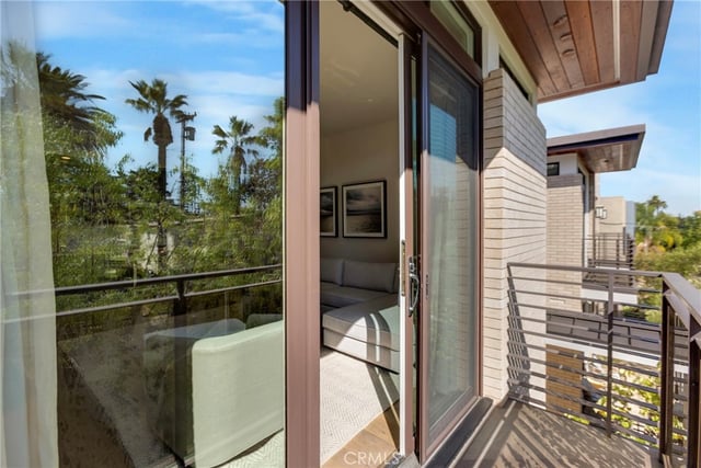 125 Hurlbut Street 202, Pasadena, CA 91105 — photo 28 of 42