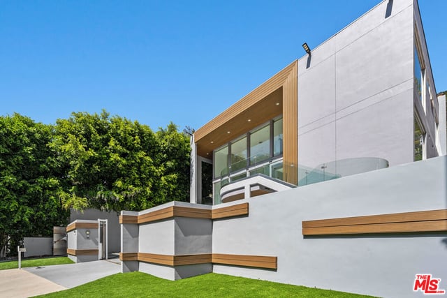 1590 BENEDICT CANYON Drive, Beverly Hills, CA 90210 — photo 36 of 37