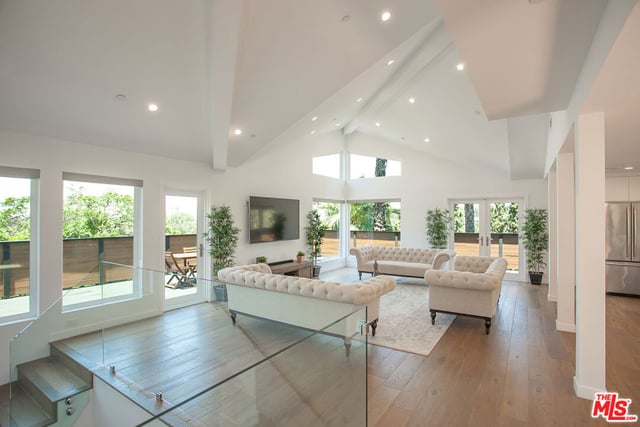 3751 Multiview Drive, Los Angeles, CA 90068 — photo 18 of 69