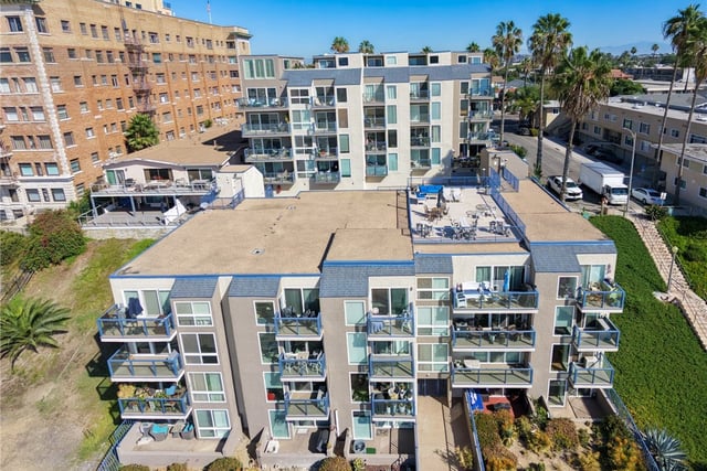1 3rd Place 2, Long Beach, CA 90802 — photo 29 of 31