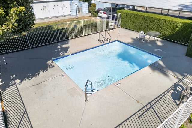 7025 Glade Ave. 2, Canoga Park, CA 91303 — photo 23 of 28