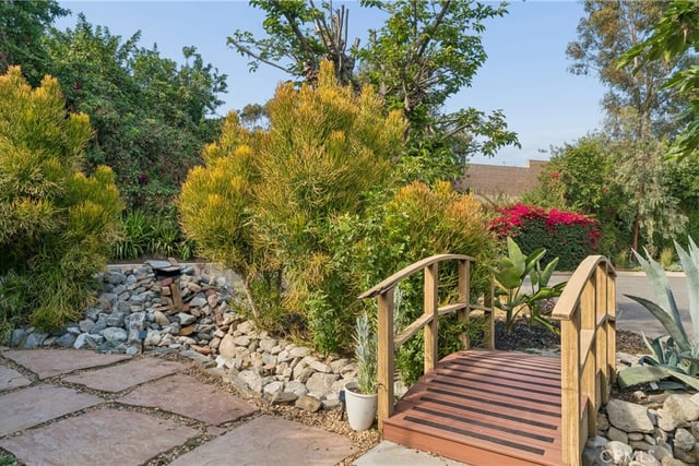 4719 Wortser, Sherman Oaks, CA 91423 — photo 34 of 35