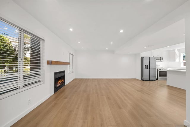 9250 Sunland Blvd 34, Sun Valley, CA 91352 — photo 5 of 36