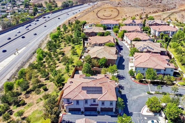 2431 Birchknoll Court 2, Simi Valley, CA 93063 — photo 36 of 45
