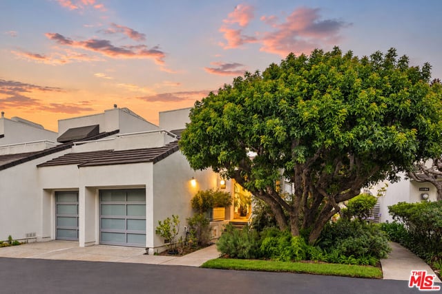 610 Harbor Street 1, Venice, CA 90291 — photo 4 of 37