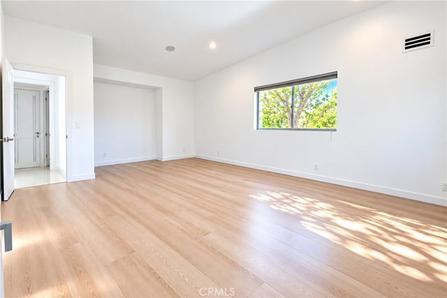 12182 Bradford, Granada Hills, CA 91344 — photo 26 of 46