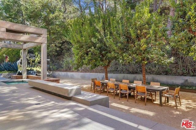 3350 Stone Ridge Lane, Los Angeles, CA 90077 — photo 14 of 43