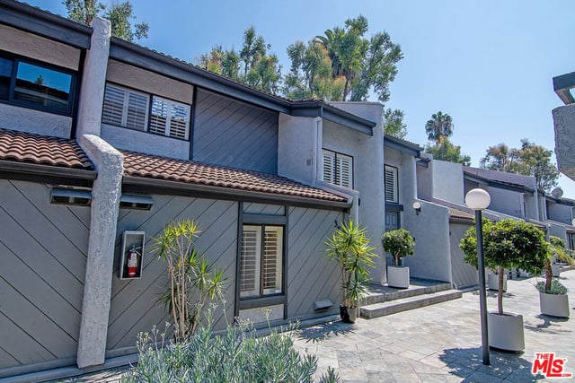 1925 S Beverly Glen Boulevard 39, Los Angeles, CA 90025 — photo 10 of 68