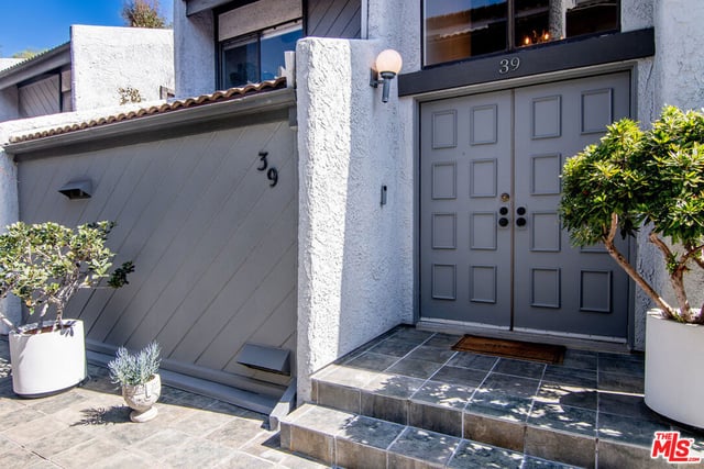 1925 S Beverly Glen Boulevard 39, Los Angeles, CA 90025 — photo 11 of 68