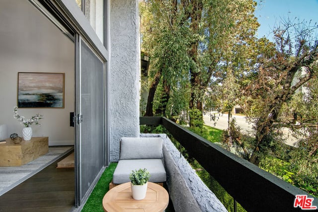 1925 S Beverly Glen Boulevard 39, Los Angeles, CA 90025 — photo 24 of 68