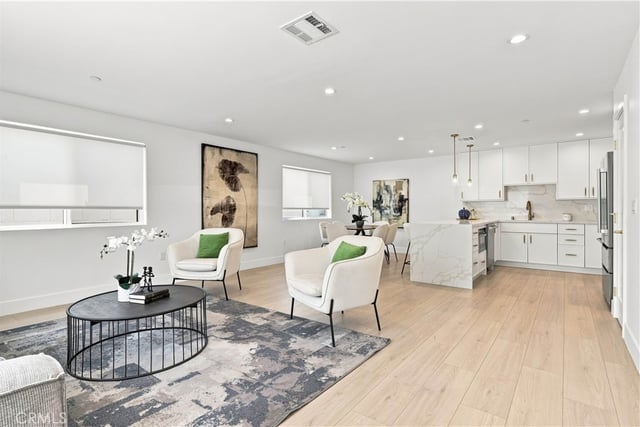 13357 W Cellest Parkway, Pacoima, CA 91331 — photo 2 of 45