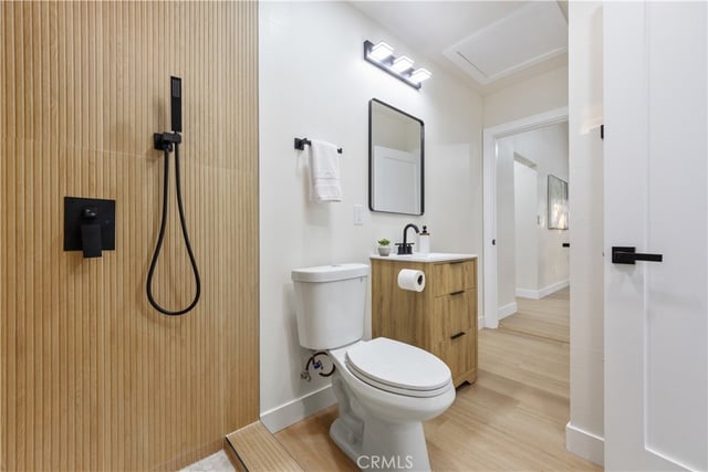 5612 S Rimpau, Los Angeles, CA 90043 — photo 16 of 22