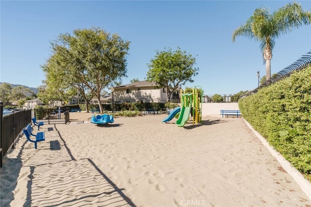 600 Avenida Del Platino, Thousand Oaks, CA 91320 — photo 25 of 32