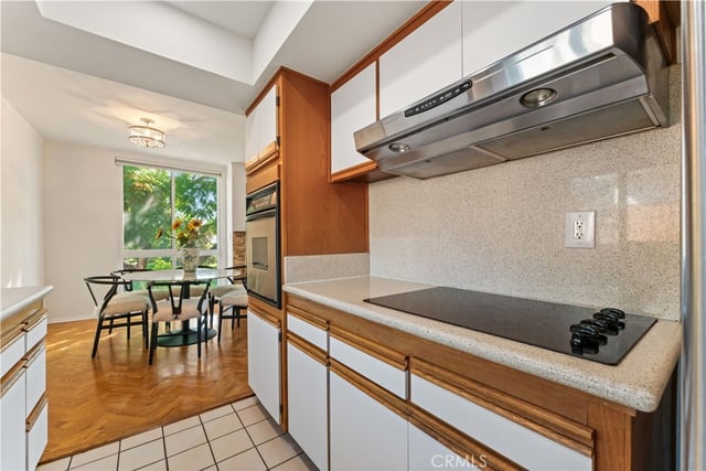 1351 N Crescent Heights 308, West Hollywood, CA 90046 — photo 12 of 25