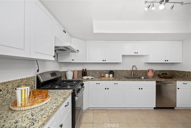 300 S Reno Street 303, Los Angeles, CA 90057 — photo 15 of 50
