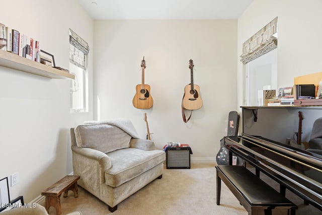 4541 Colfax Avenue 101, Studio City, CA 91602 — photo 17 of 31
