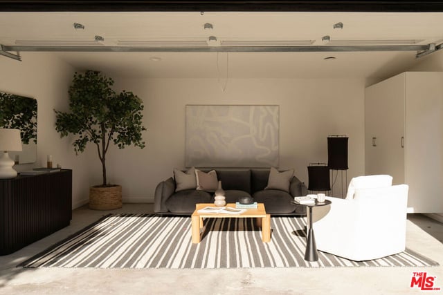 3758 Barry Avenue, Los Angeles, CA 90066 — photo 25 of 32