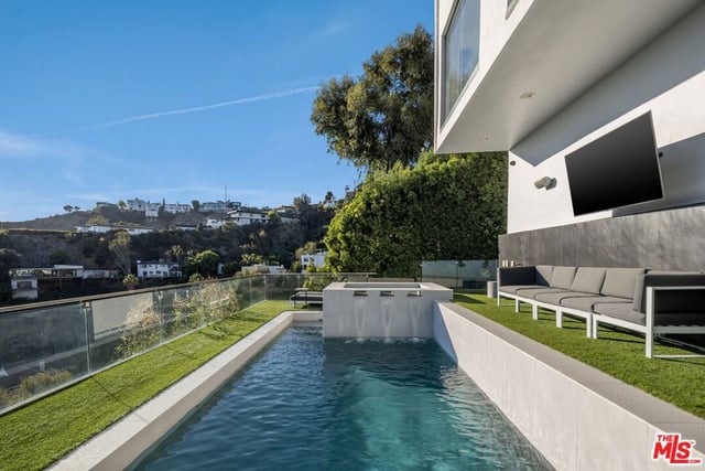 8620 Hillside Avenue, West Hollywood, CA 90069 — photo 17 of 21