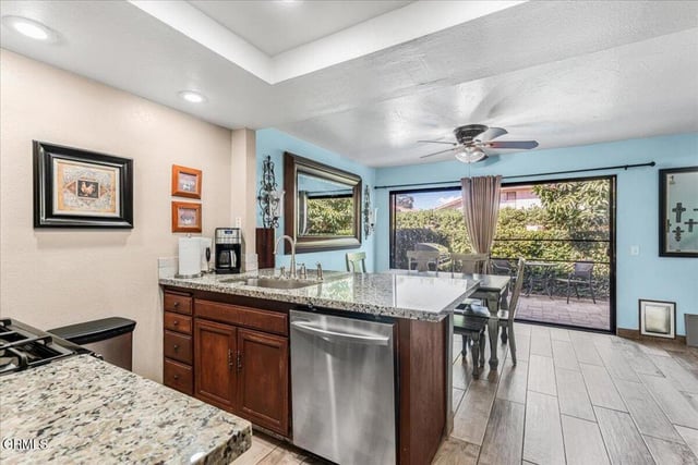 430 Chapala Drive, Camarillo, CA 93010 — photo 11 of 60