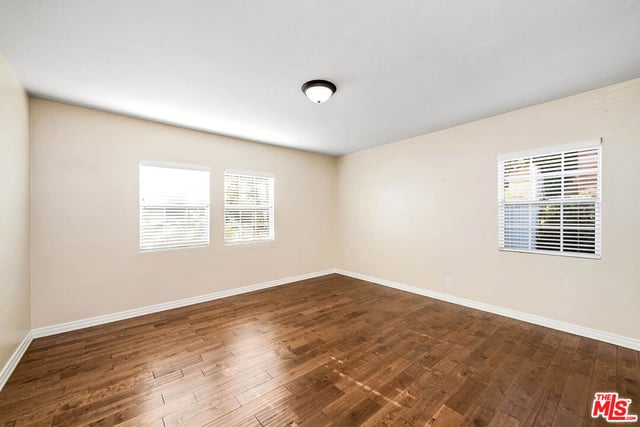 124 N Naomi Street, Burbank, CA 91505 — photo 24 of 56