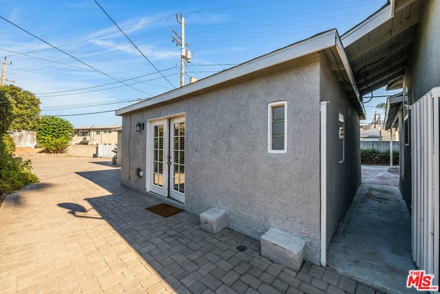 124 N Naomi Street, Burbank, CA 91505 — photo 35 of 56