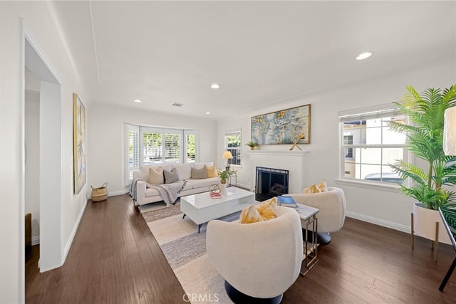 822 Bilton Way, San Gabriel, CA 91776 — photo 5 of 57