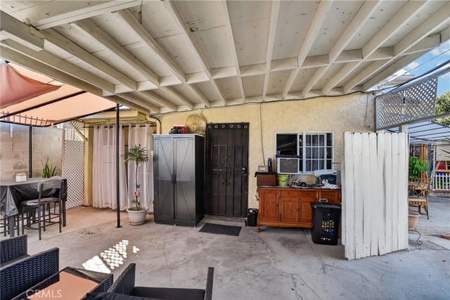 6856 Laurel Canyon Boulevard, North Hollywood, CA 91605 — photo 12 of 28