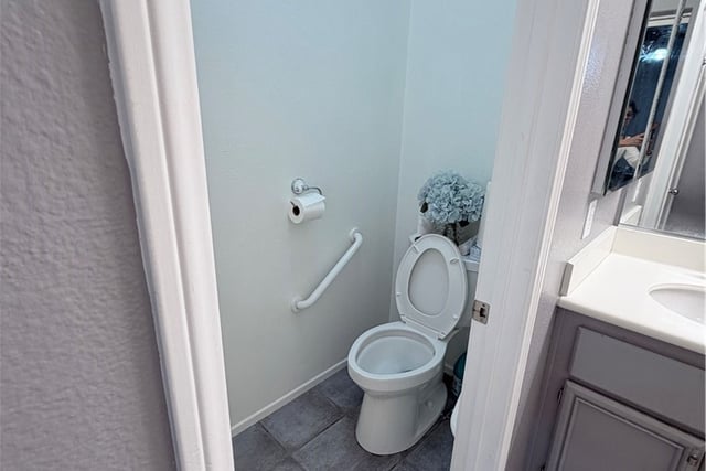 39254 Nicole, Palmdale, CA 93551 — photo 13 of 30