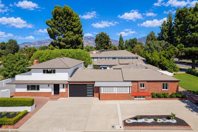 1815 S Santa Anita, Arcadia, CA 91006 — photo 4 of 24