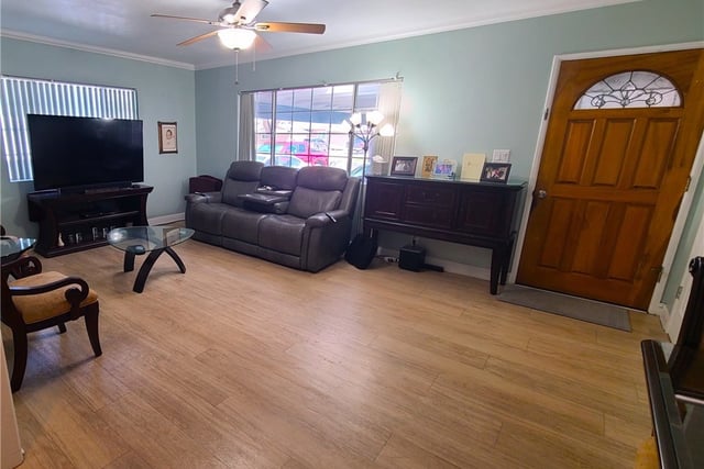 13835 Greenstone Avenue, Norwalk, CA 90650 — photo 5 of 28