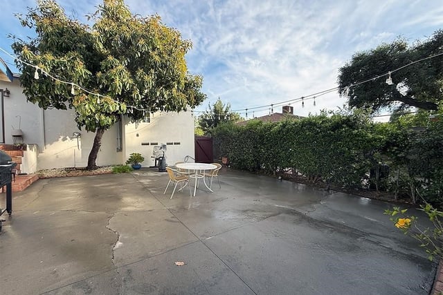 555 Hickory Lane, Pasadena, CA 91103 — photo 22 of 35