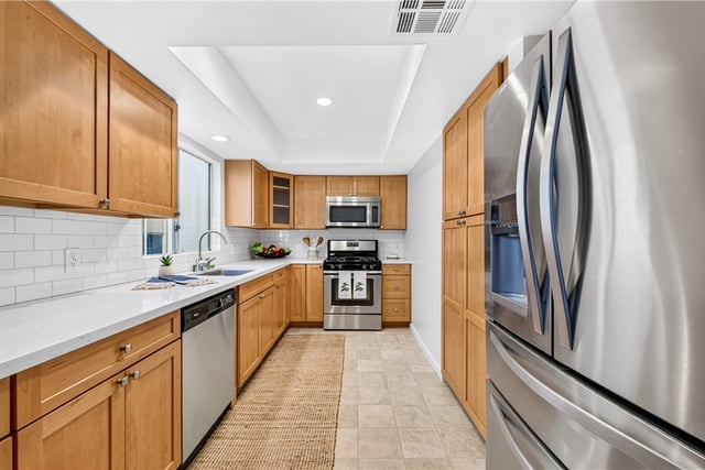 1270 Boynton Street 11, Glendale, CA 91205 — photo 13 of 37
