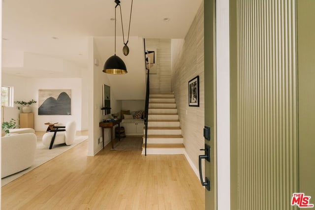 2591 Leicester Drive, Los Angeles, CA 90046 — photo 3 of 62