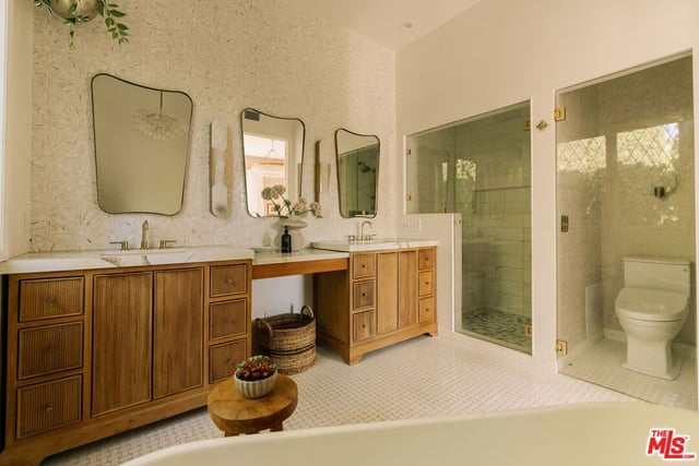 2591 Leicester Drive, Los Angeles, CA 90046 — photo 35 of 62