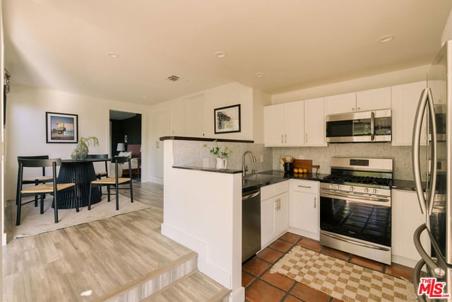 2591 Leicester Drive, Los Angeles, CA 90046 — photo 51 of 62