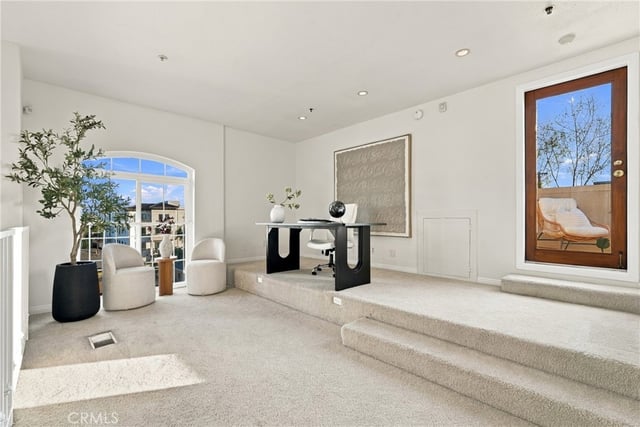 7122 La Tijera Boulevard H201, Los Angeles, CA 90045 — photo 24 of 46