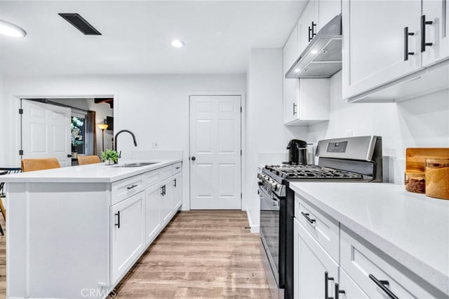 11219 Gladhill Road, Whittier, CA 90604 — photo 13 of 61