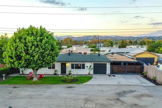 11219 Gladhill Road, Whittier, CA 90604 — photo 4 of 61