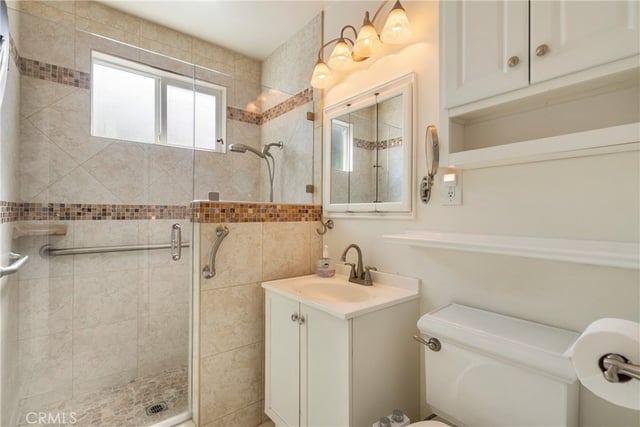 10433 La Serna Drive, Whittier, CA 90603 — photo 14 of 28