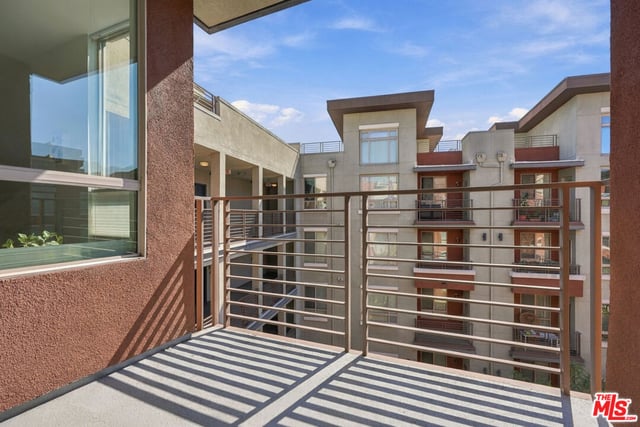 100 S Alameda Street 419, Los Angeles, CA 90012 — photo 19 of 36