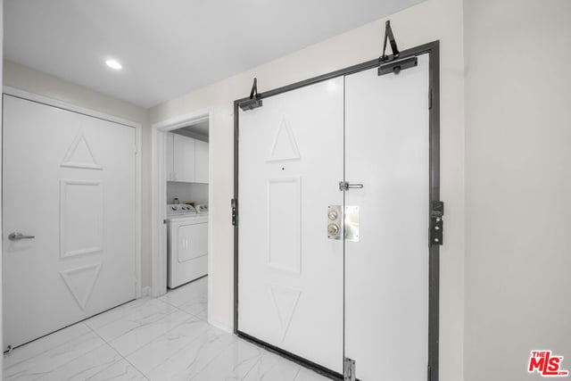 326 Westminster Avenue 404, Los Angeles, CA 90020 — photo 33 of 40