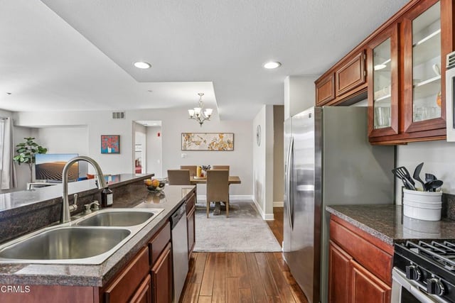 209 Riverdale Court 558, Camarillo, CA 93012 — photo 13 of 47