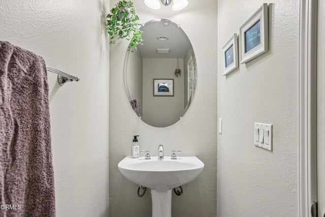 209 Riverdale Court 558, Camarillo, CA 93012 — photo 25 of 47