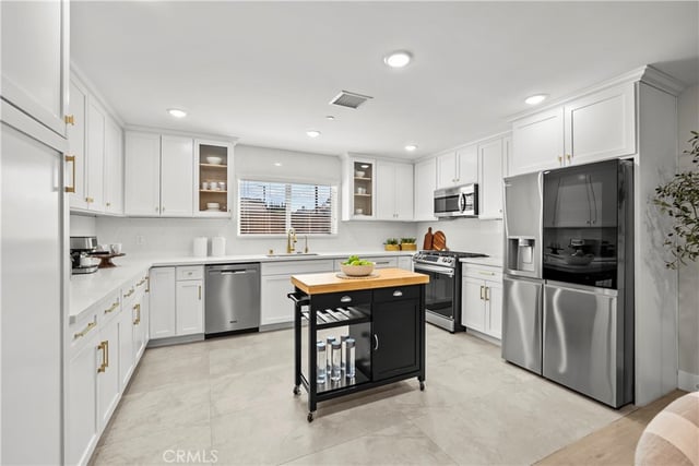16360 Parthenia, North Hills, CA 91343 — photo 10 of 67