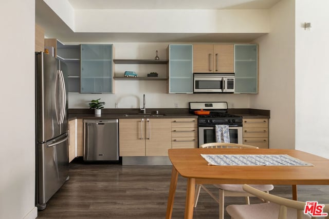 1234 Wilshire Boulevard 115, Los Angeles, CA 90017 — photo 10 of 24