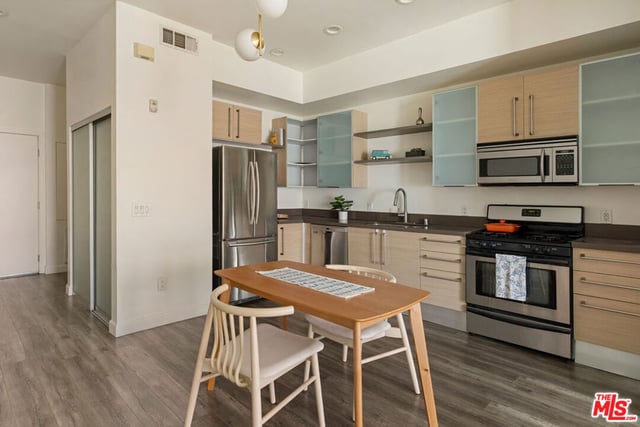 1234 Wilshire Boulevard 115, Los Angeles, CA 90017 — photo 9 of 24