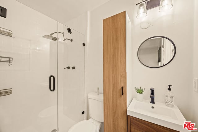 2621 Centinela Avenue 17, Santa Monica, CA 90405 — photo 15 of 20